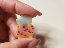 Load image into Gallery viewer, Yummoso Melon Tart Pin